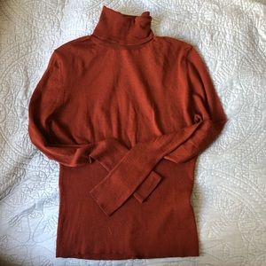 ELIE TAHARI designer orange turtleneck sweater